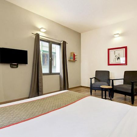 Oyo Townhouse 9 Hitech City Haidarábád Kültér fotó