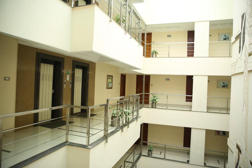 Oyo Townhouse 9 Hitech City Haidarábád Kültér fotó