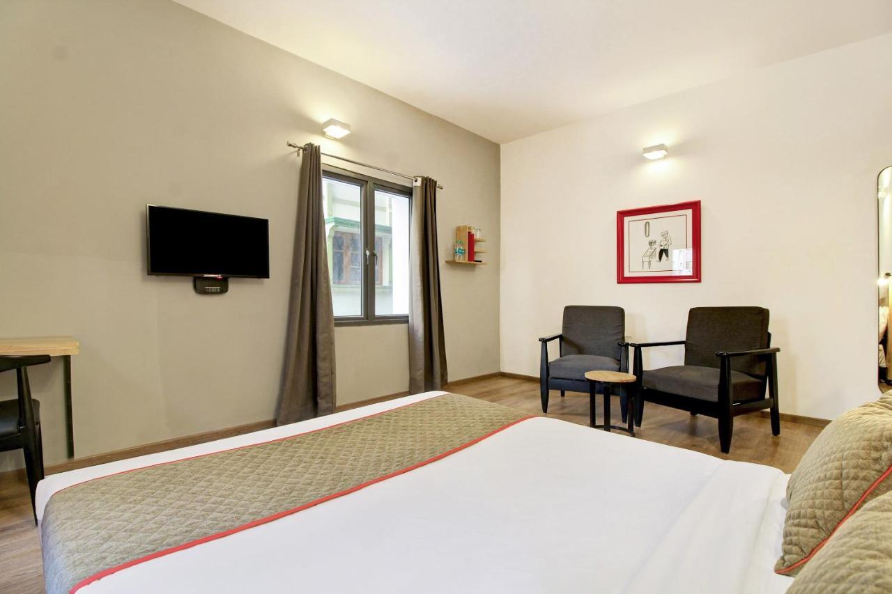 Oyo Townhouse 9 Hitech City Haidarábád Kültér fotó