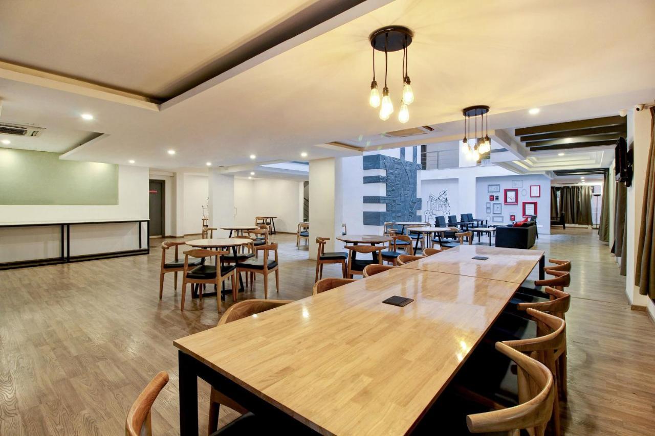Oyo Townhouse 9 Hitech City Haidarábád Kültér fotó
