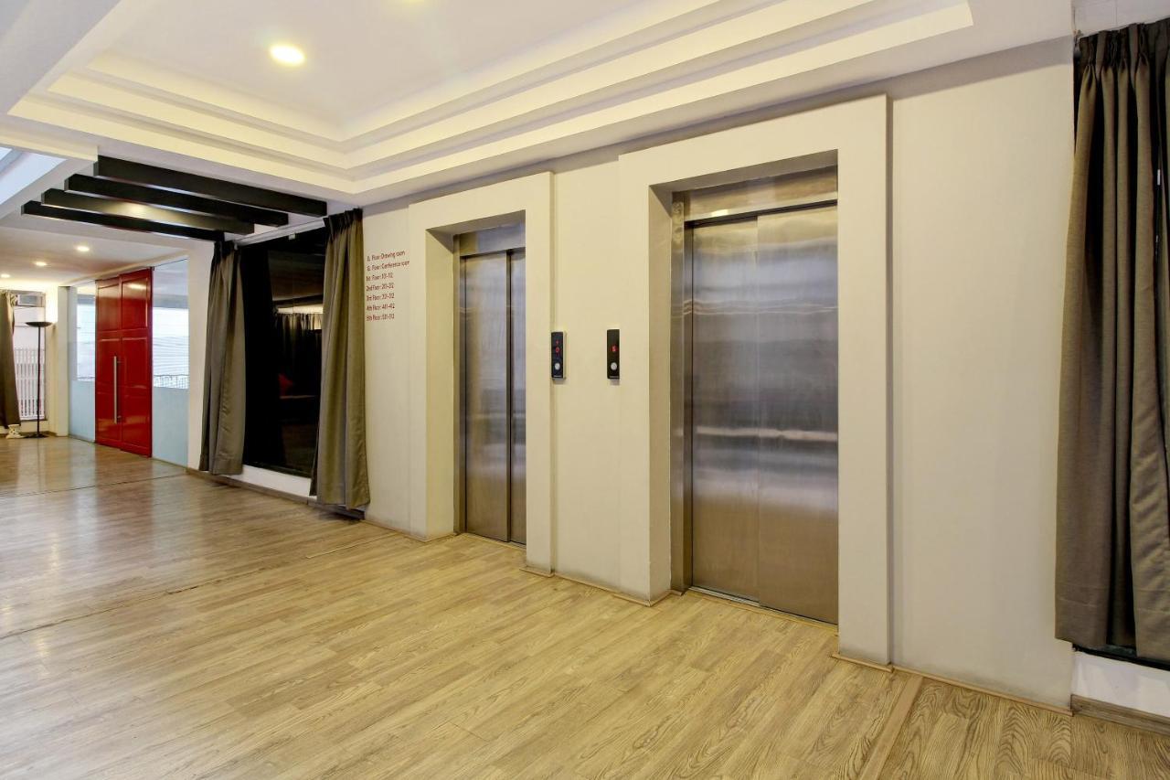 Oyo Townhouse 9 Hitech City Haidarábád Kültér fotó