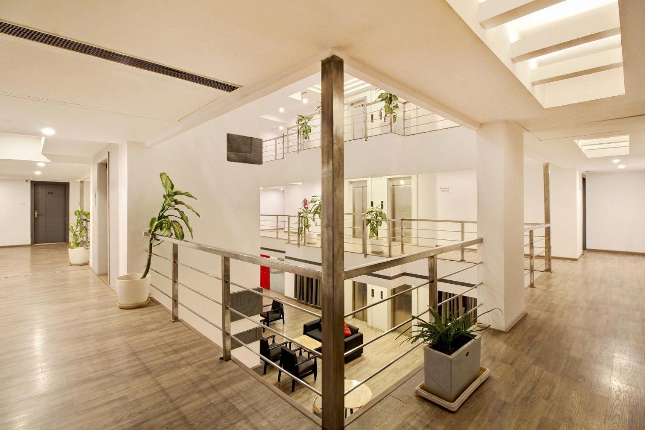 Oyo Townhouse 9 Hitech City Haidarábád Kültér fotó