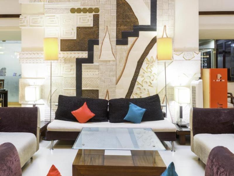 Oyo Townhouse 9 Hitech City Haidarábád Kültér fotó